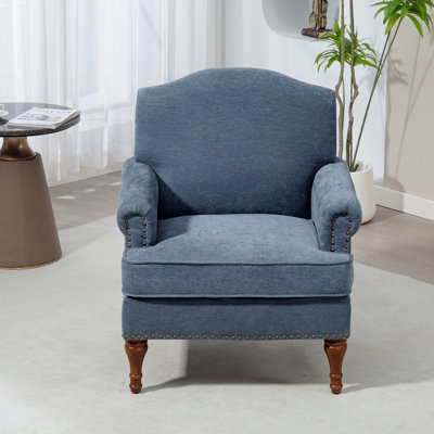 Fauteuil d'appoint. Fauteuil d'appoint avec garniture cloutée