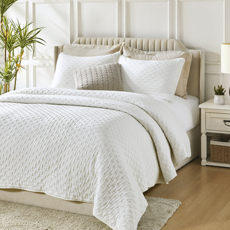 Polyester Quilt Set, White, Queen Quilt + 2 Pillowcases