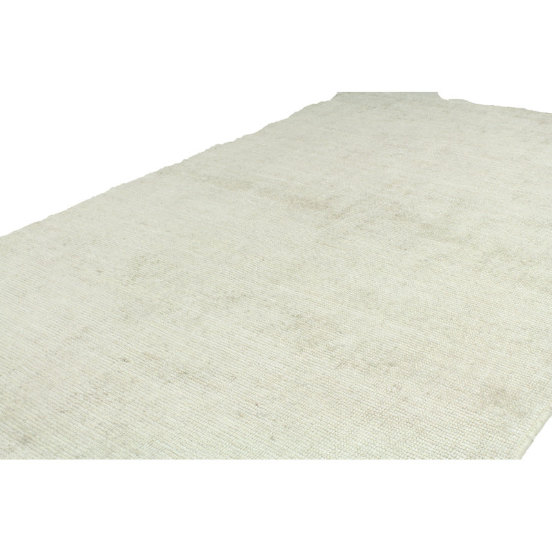 Handmade Shimmering Beige Viscose 4' x 6' Area Rug