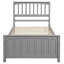 Lit plateforme simple gris, avec une tête de lit élégante en bois, gris pour une utilisation à long terme