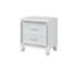 Spacieuse table de chevet 2 en blanc pour une chambre à coucher élégante