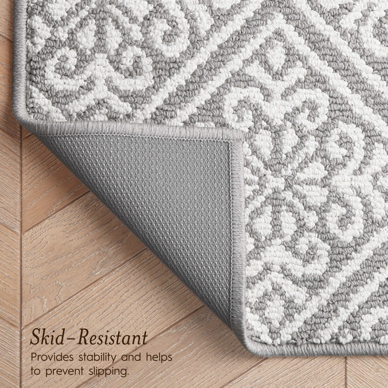 Austell Machine Woven Synthetic Geometric Area Rug in Green/White, Rectangle 2'2" x 3'9", Light Gray/Natural