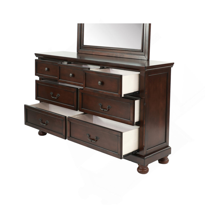 Commode en cerisier antique