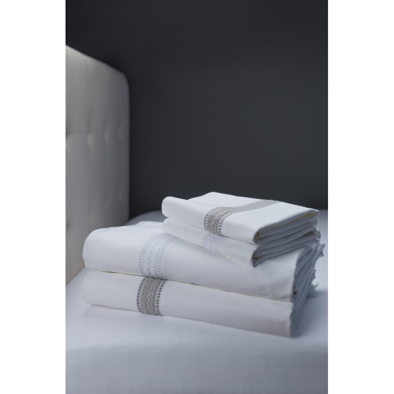 Madeira Sateen Fitted Sheet, White/Gray, Queen