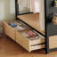 Structure de lit mezzanine avec garde-robe, lit mezzanine en métal avec tablettes de rangement et panneau perforé