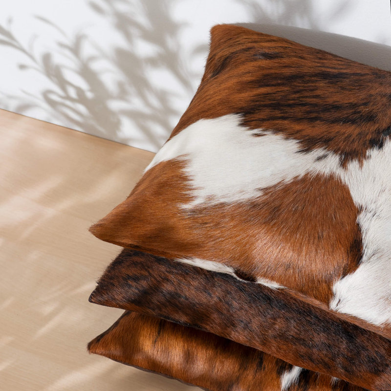 Housse et insert de coussin en cuir de vache tricolore