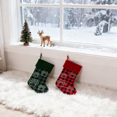 2 pièces de bas de Noël avec des griffes à carreaux rouges et noires (rouge + vert), de jolis cadeaux brodés pour les animaux de compagnie, de grands bas de Noël pour animaux de compagnie, conviennent aux arbres de Noël, aux cheminées, aux escaliers, à la décoration intérieure