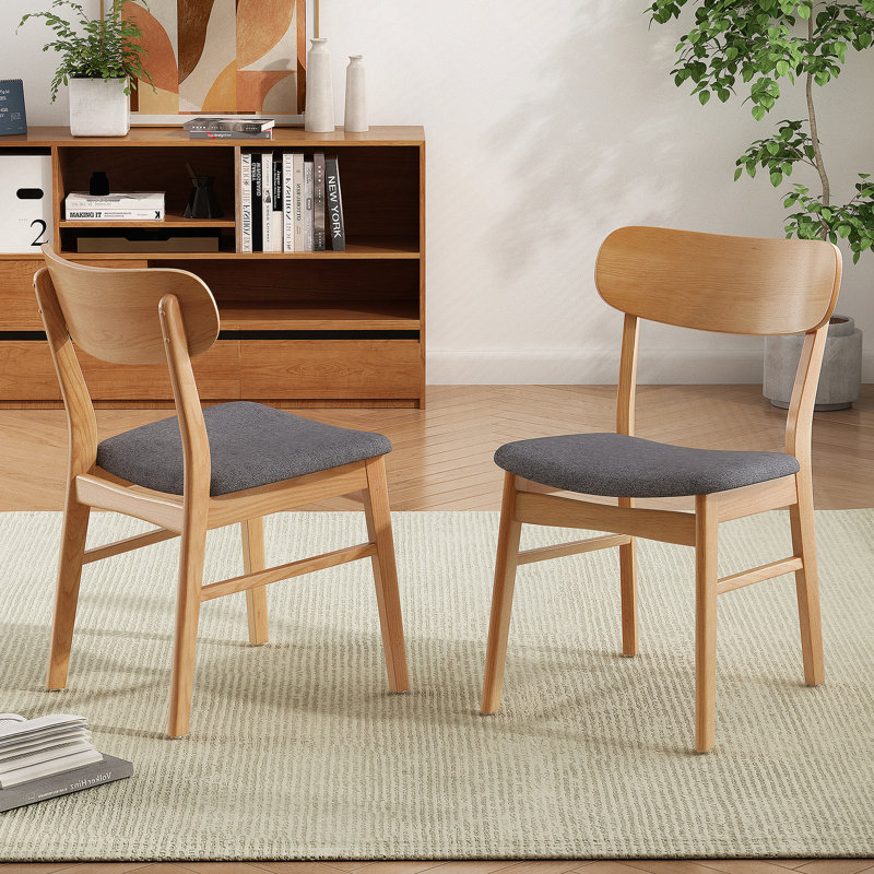 Chaise en tissu