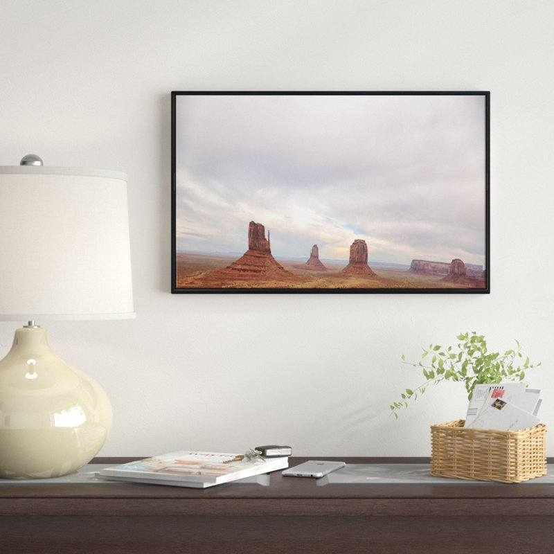 «Monument Valley Panorama», reproduction de photo sur toile tendue encadrée, H 12 po x l 20 po x P 1 po