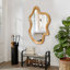 Miroir mural 33,46 "x 22,24" de forme irrégulière avec cadre en bois naturel