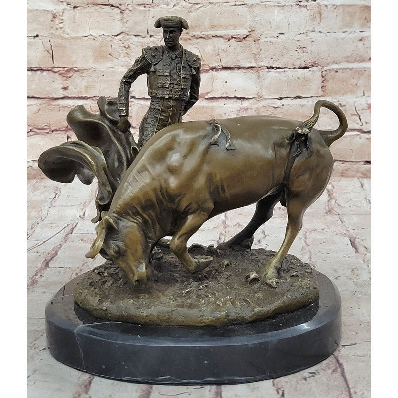 Statue de bronze espagnol en métal matador espagnol avec taureau