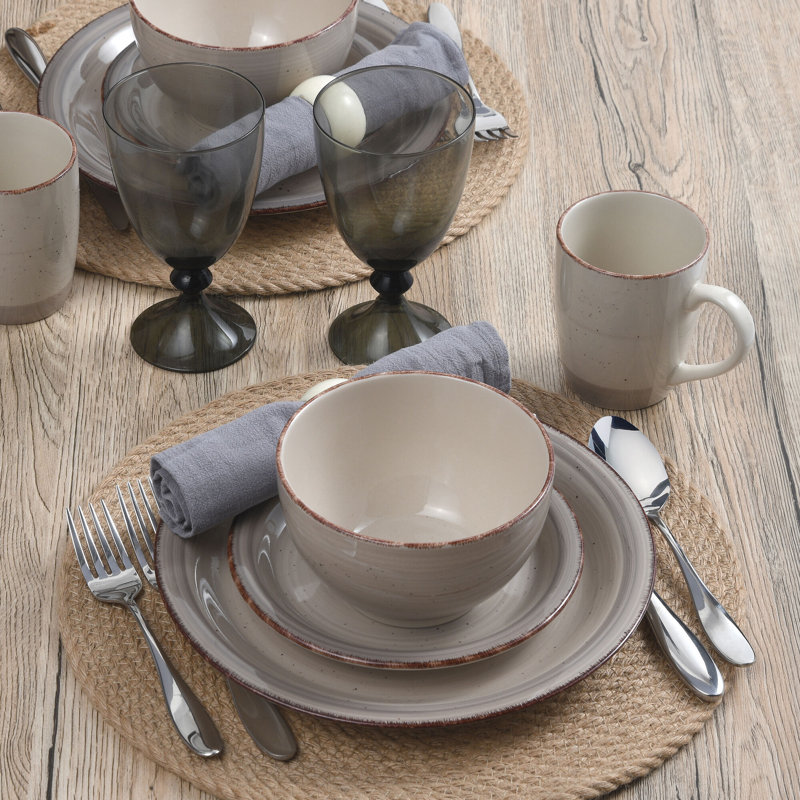 Pfaltzgraff Sadie 16 Piece Dinnerware Set, Service for 4, Cream