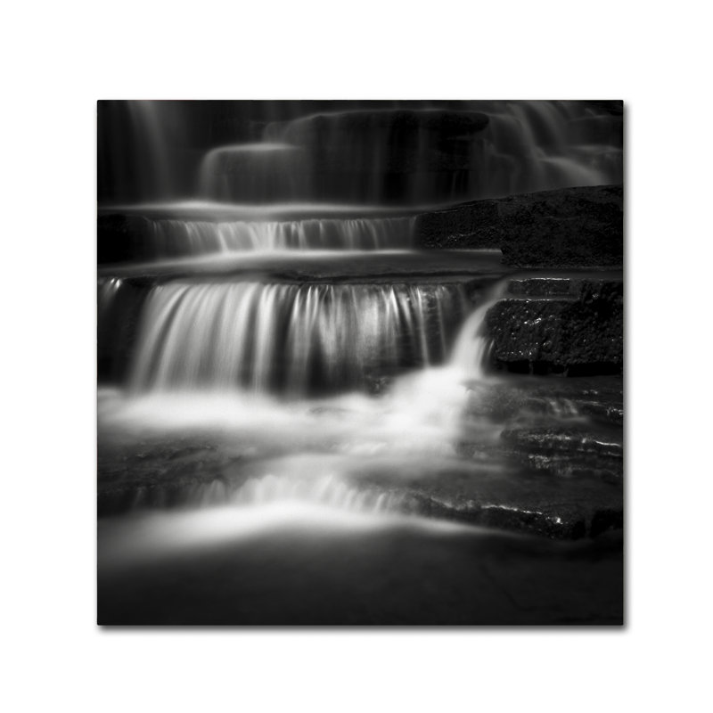 « cascade », reproduction de photo sur toile tendue, H 18 po x l 18 po x P 2 po