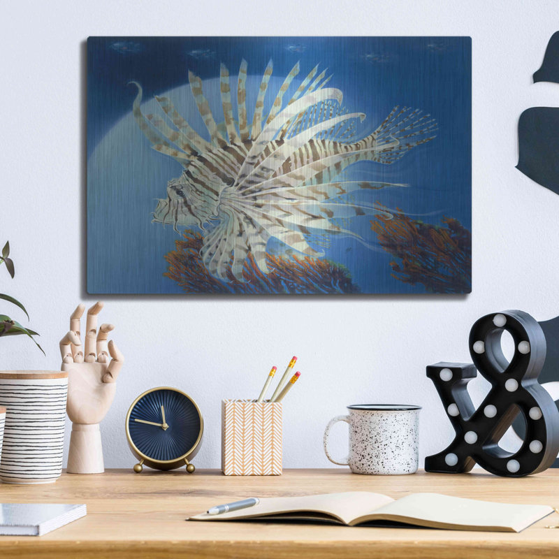 Art mural en métal Beachcrest Home ™ «Lion Fish» par Durwood Coffey, H 12 po x l 16 po