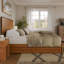 Lit plateforme en bois massif Lamaiyah avec pied de lit et tiroirs de rangement-1898780609-1928436787