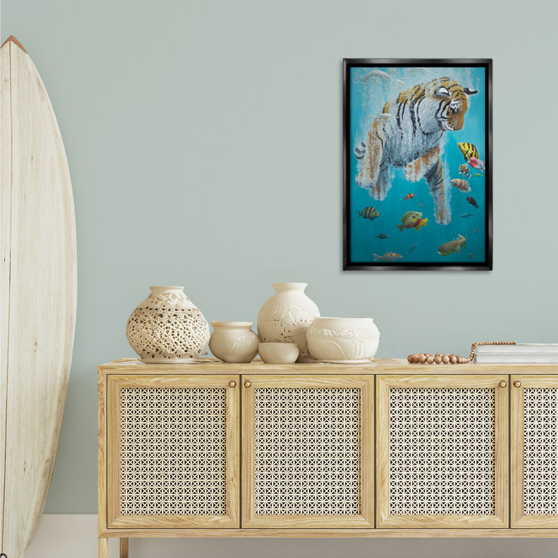 Cadre flottant nageant parmi les poissons, design par Heather, H 31 po x l 21 po, Cadre flottant noir de jais