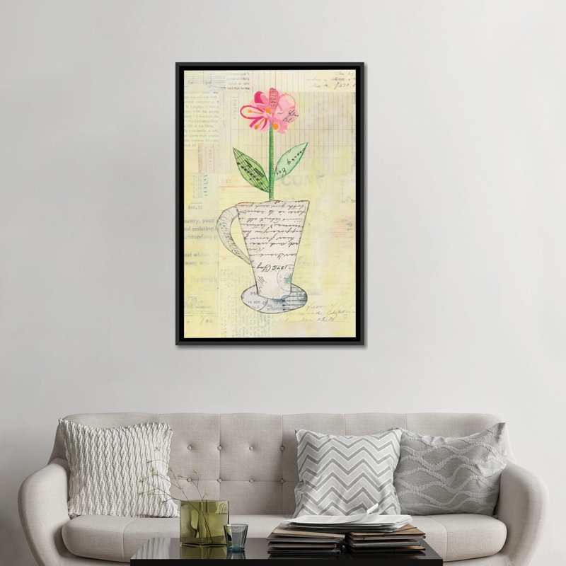«Teacup Floral II», impression sur toile, H 48 po x l 32 po x P 1,5 po, Toile avec cadre noir, Non mat