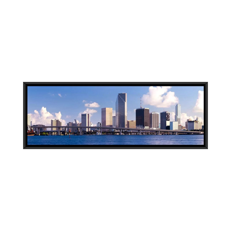 «Buildings at the Waterfront Miami, Florida», reproduction d'art sur toile tendue, H 9 po x l 12 po x P 36 po