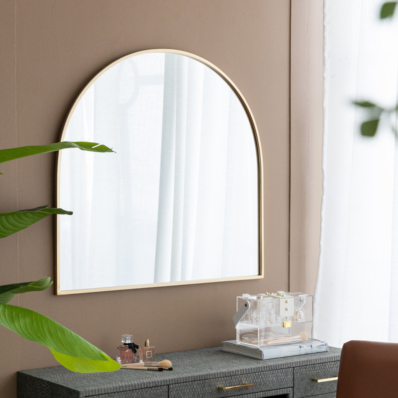 Miroir décoratif arqué 33 "x 31" avec cadre en fer doré, mur pour salle de bain, chambre à coucher, vestibule, manteau de cheminée, miroir