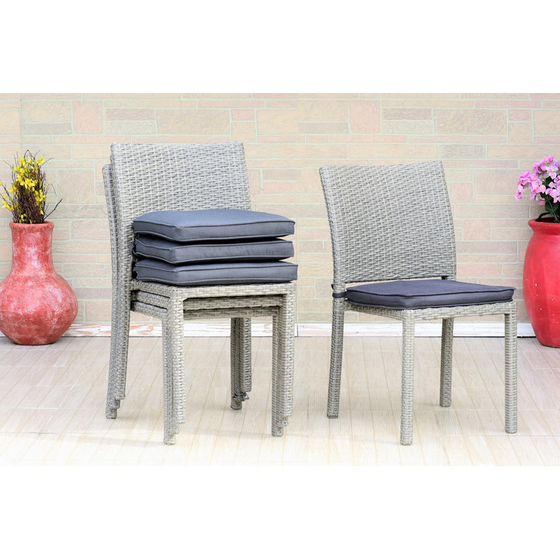 Chaise d'appoint de patio en osier Alyisa, Mauve, gris