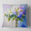 Lilas bleus et blancs dans un vase - coussin à imprimé floral-29075596-29075600