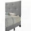 Grand lit gris en tissu