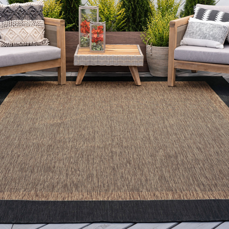 Tapis intérieur / extérieur tissé à la machine Dellroy, Rectangle 5 pi 3 po x 7 pi 3 po