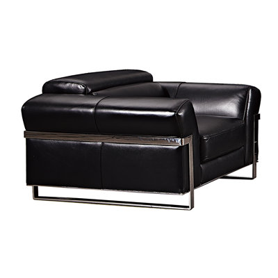 Barrette Upholstered Club Chair