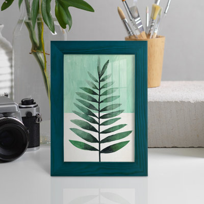 Verging Palm II - Impression encadrée avec verre