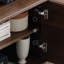 Armoire audiovisuelle moderne et simple sur pied-130669868