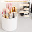 Porte-pinceaux de maquillage rotatif en acrylique blanc avec couvercle, rangement rond et pivotant pour pinceaux cosmétiques, idéal pour coiffeuse et salle de bain.