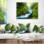 Coussin décoratif paysage imprimé ruisseau dans la forêt tropicale-247558152-247558156