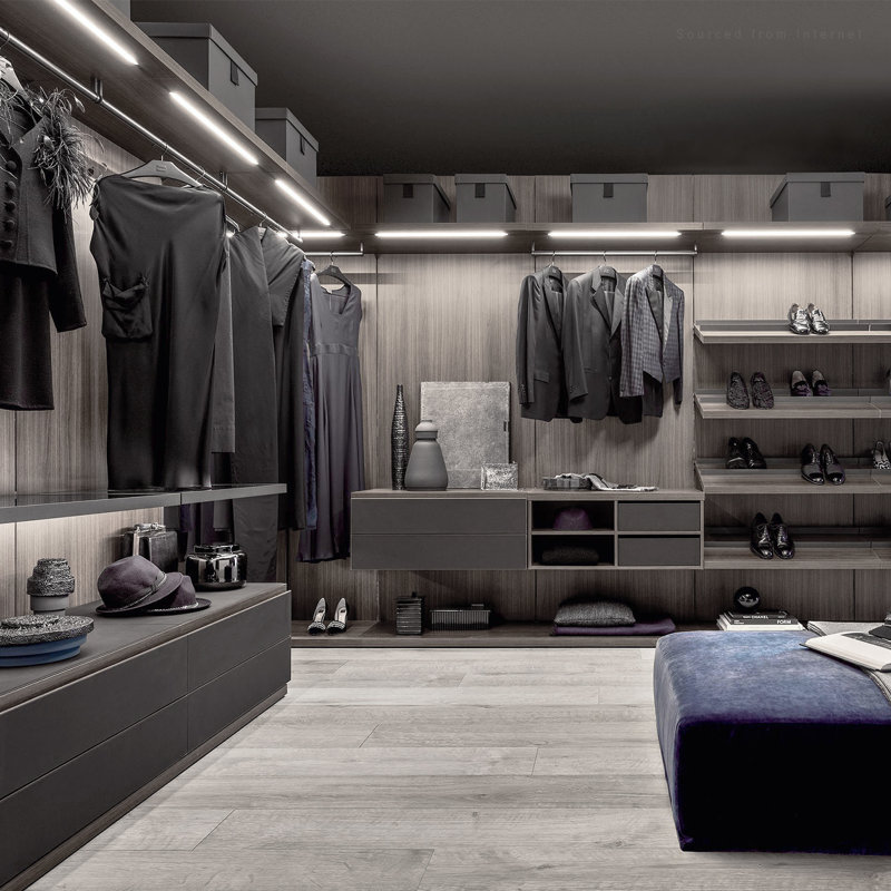 Barre d'éclairage DEL à DEL sous l'armoire