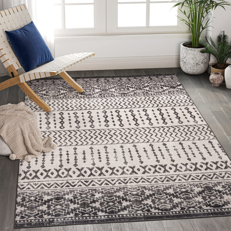 Tapis rectangulaire 8 x 10 po Tommie avec envers antidérapant