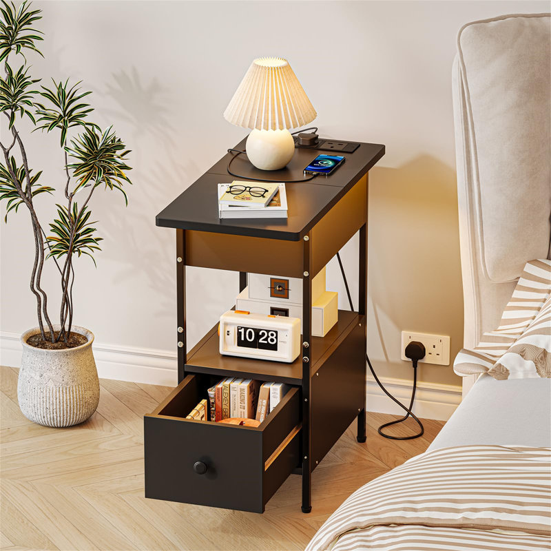 Deleshia End Table, Black