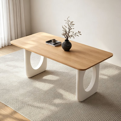 Table en pierre frittée crème 