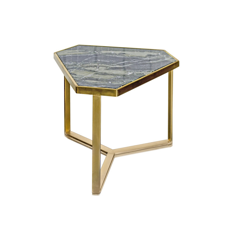 Table de bout cadrée