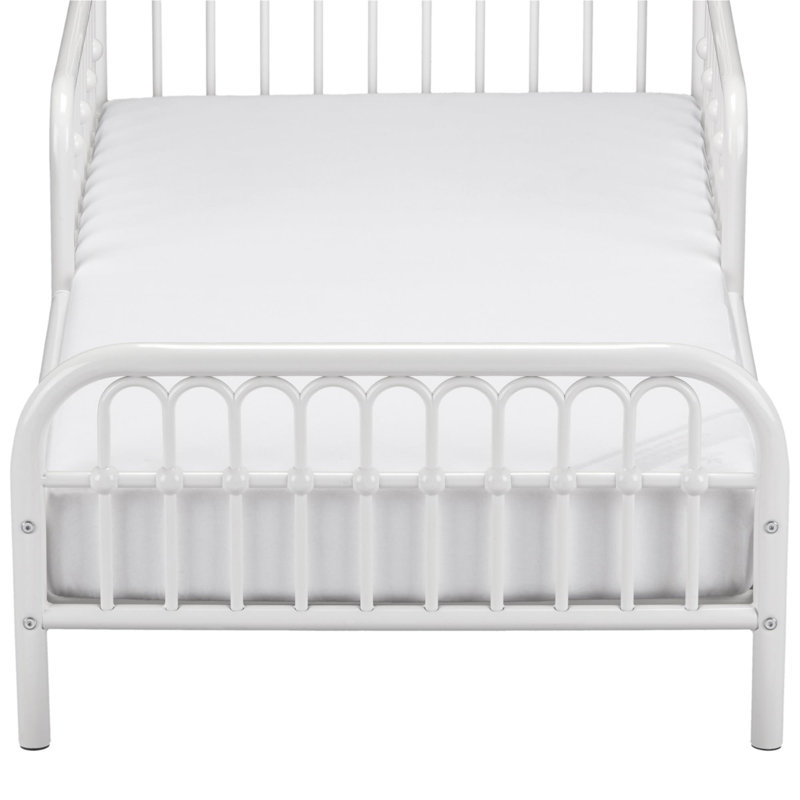 Klos Metal Toddler Bed, Off White