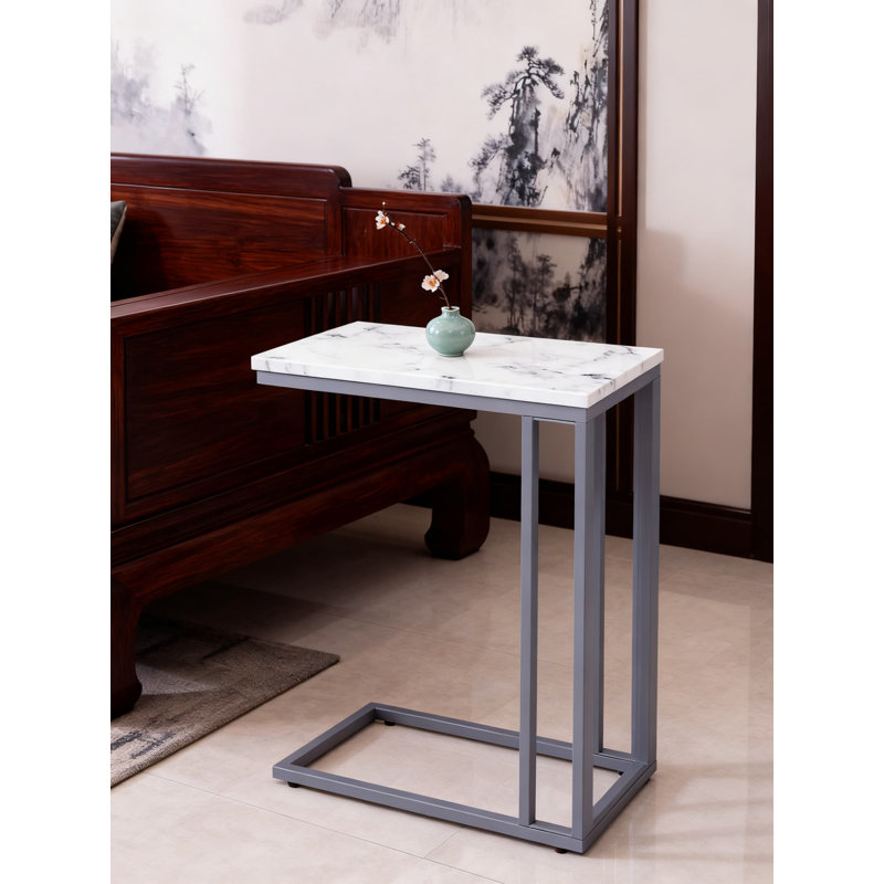 Table de bout en C avec plateau en faux marbre, table d'appoint moderne pour le salon, la chambre à coucher ou le bureau, collation portable et table d'ordinateur portable avec table robuste