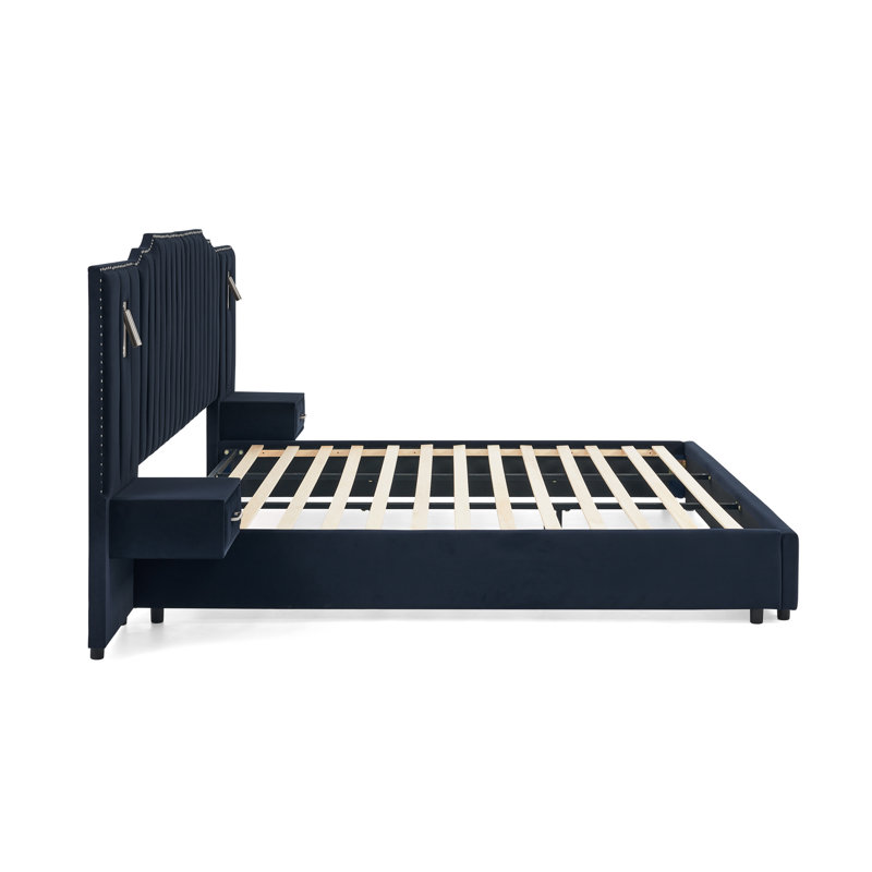 Lit tapissier moderne très grand, velours bleu foncé, conception peu encombrante pour la maison