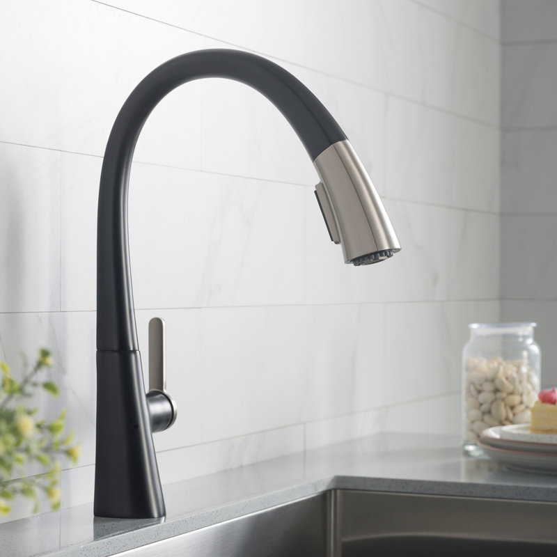 Nolen™ Pull Down Single Handle Kitchen Faucet, Matte Black