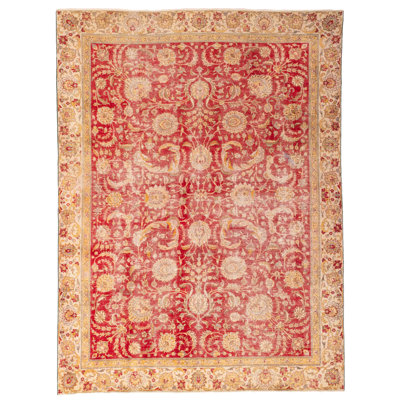 Tapis rouge Antalya 8 pi 8 po x 11 pi 4 po