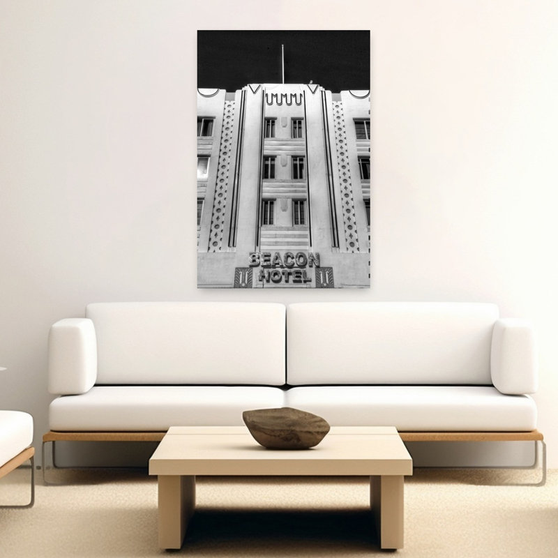 Beacon Hotel, architecture géométrique, art urbain, H 60 po x l 40 po