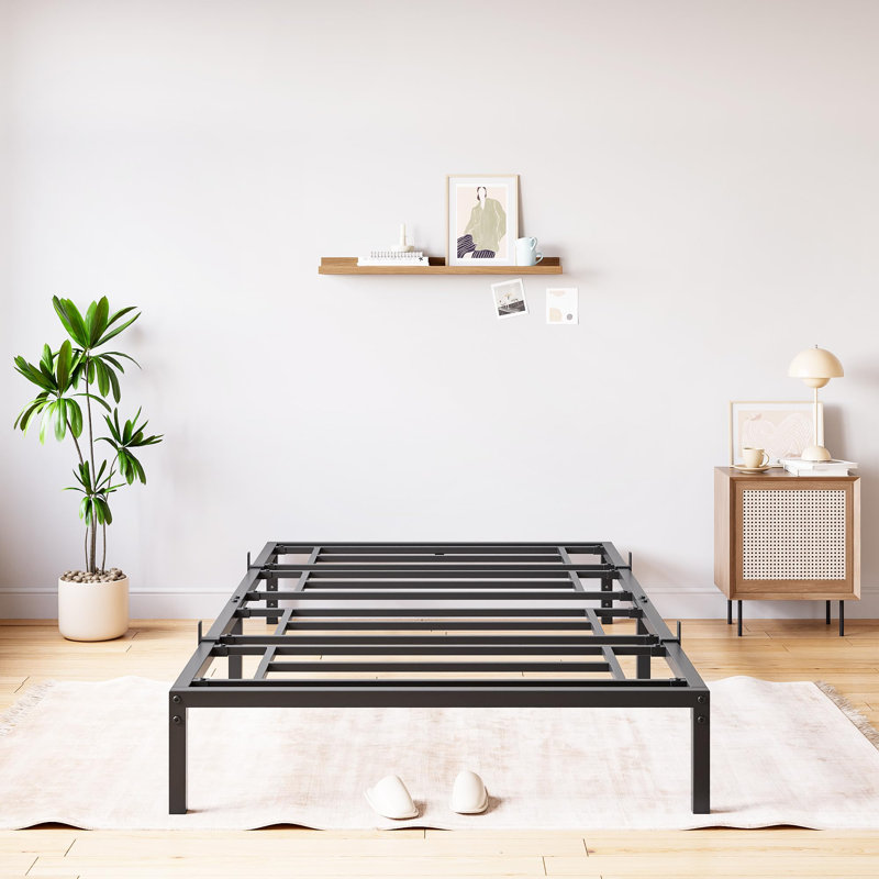 Structure de lit simple, structure de lit plateforme en métal, structure de lit en métal robuste avec support en lattes de fer, rangement sous le lit, capacité de poids de 800 lb, aucun sommier nécessaire