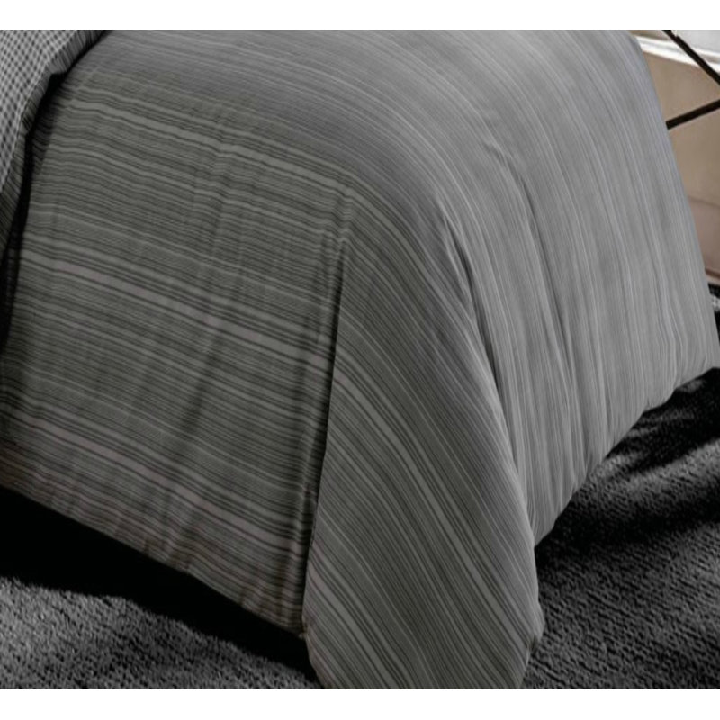 Complete Bedding Set Cotton Rich Floral Duvet Cover, Fitted Sheet & Pillowcases Soft, Breathable & Wrinkle-Resistant