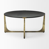 Table basse à pieds croisés