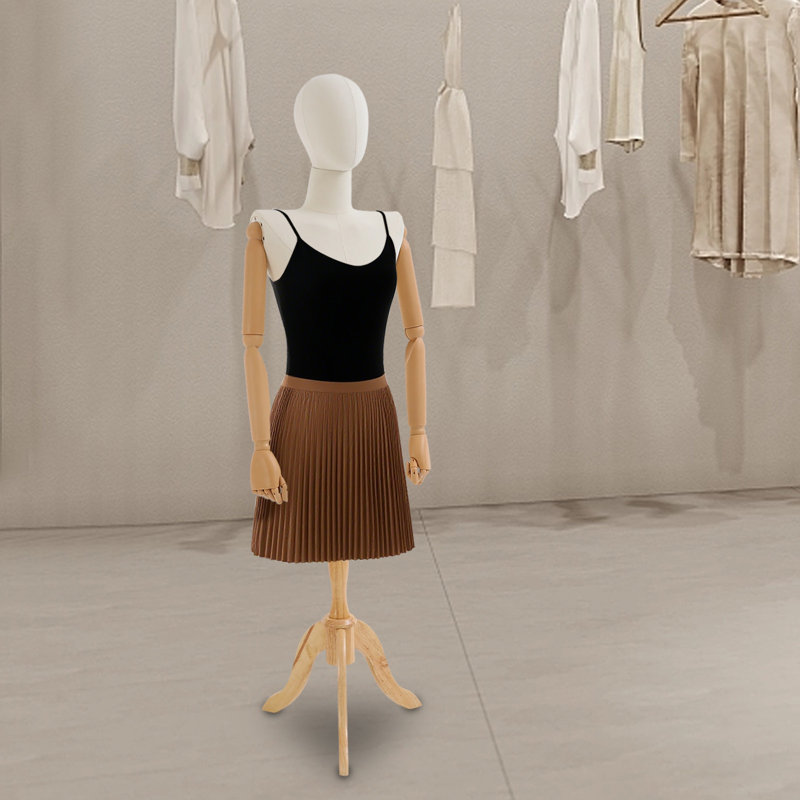 Forme de robe féminine, Couleur du bois