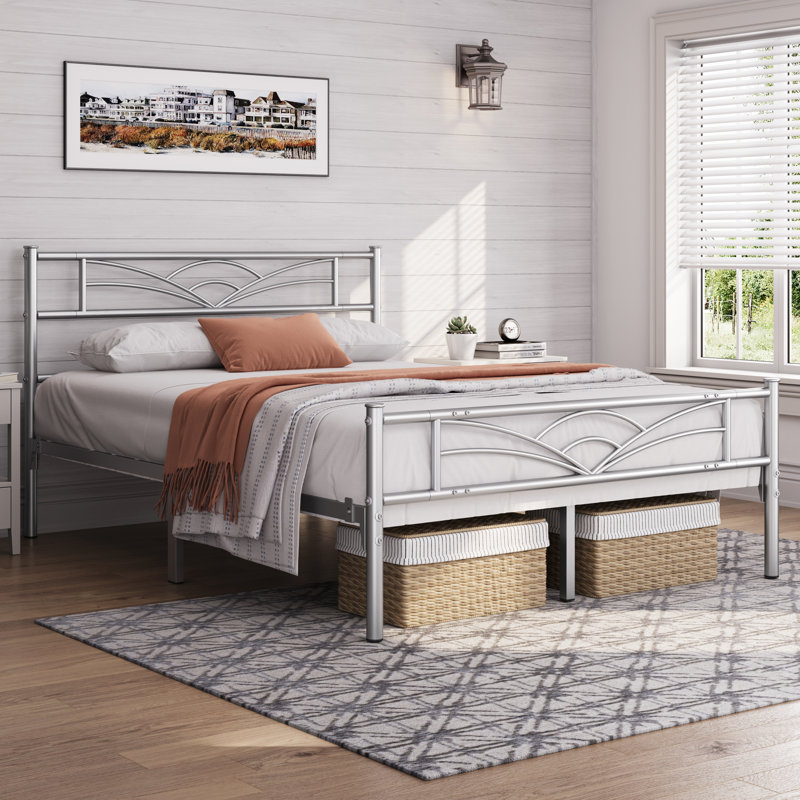 88.5cm Height Metal Bed Frame with Cloud-inspired Design Headboard, Double (4'6), Silver