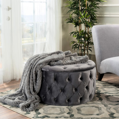 Le velours gris confortable - un accessoire polyvalent et élégant pour la maison