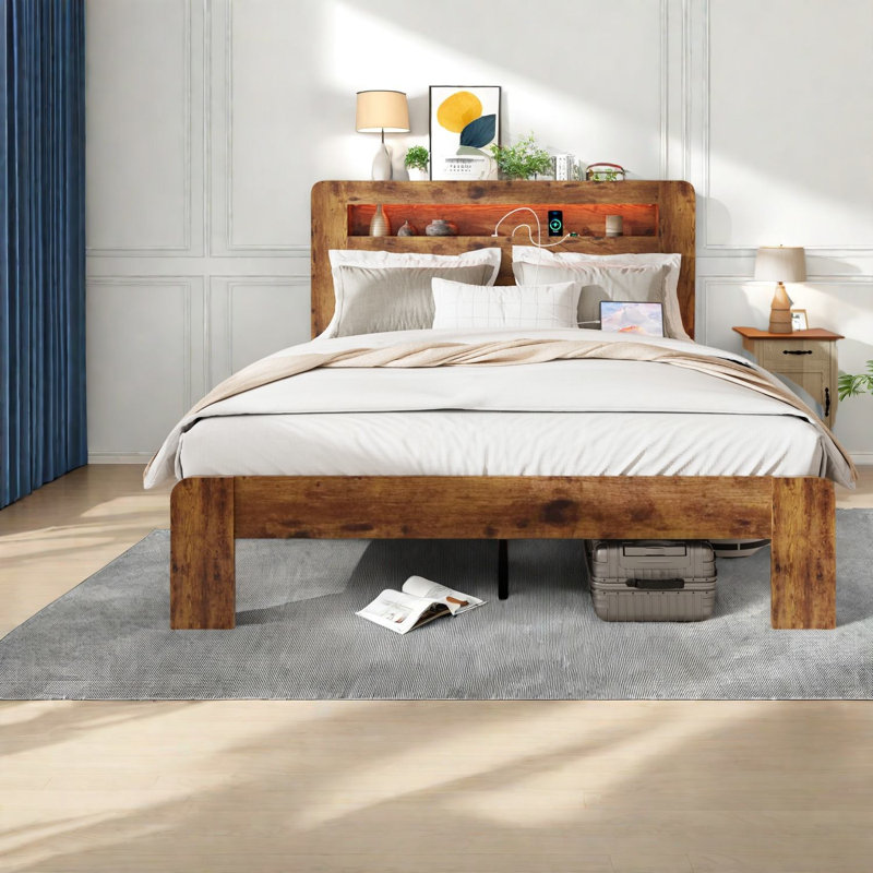 Lits modernes très grand avec rangement, structure en bois et en métal, style rustique